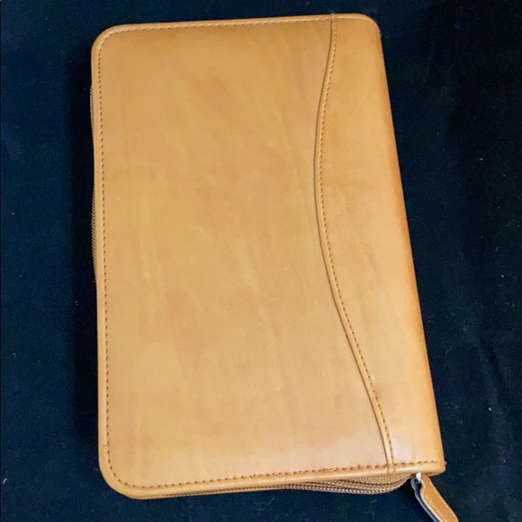 Daytimer Planner Cover - Picture 10 of 15